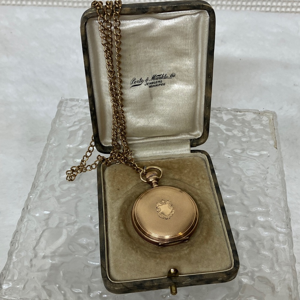 Porte & Markle Gold Pocket Watch with Chain - Picture 2 of 12